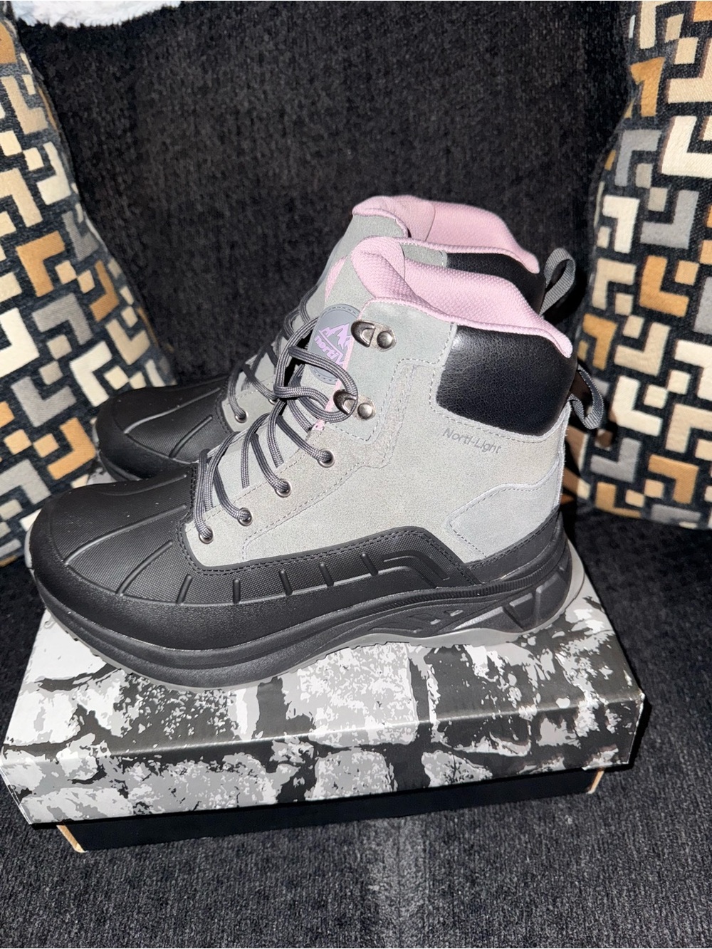 NORTIV 8 Women’s Dark Grey & Pink Waterproof Hiking Boots size 9